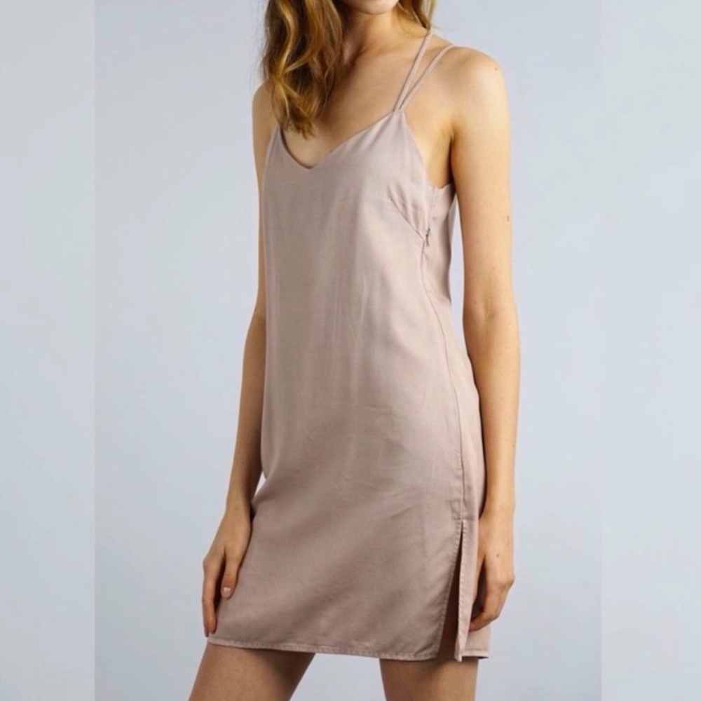 Thread and supply dress size small tan/ dusty rose